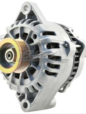 Aftermarket Silver Alternator with Gold Pulley - Car Audio & Electrical